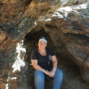 Meet your Posher, April